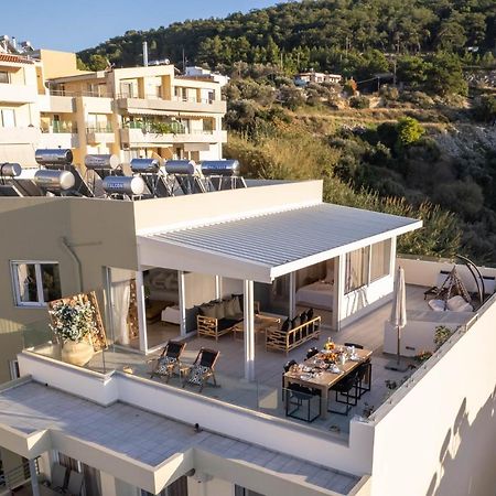Helen Luxury Holiday House With Sea View 레팀노 외부 사진