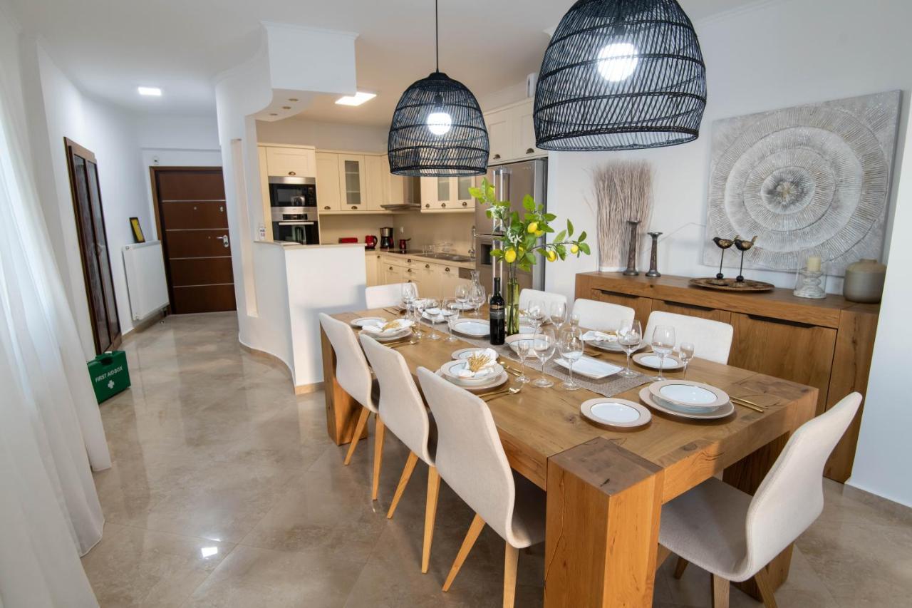 Helen Luxury Holiday House With Sea View 레팀노 외부 사진