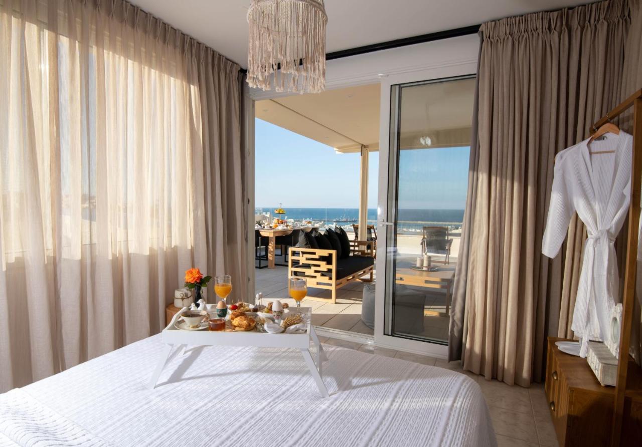 Helen Luxury Holiday House With Sea View 레팀노 외부 사진