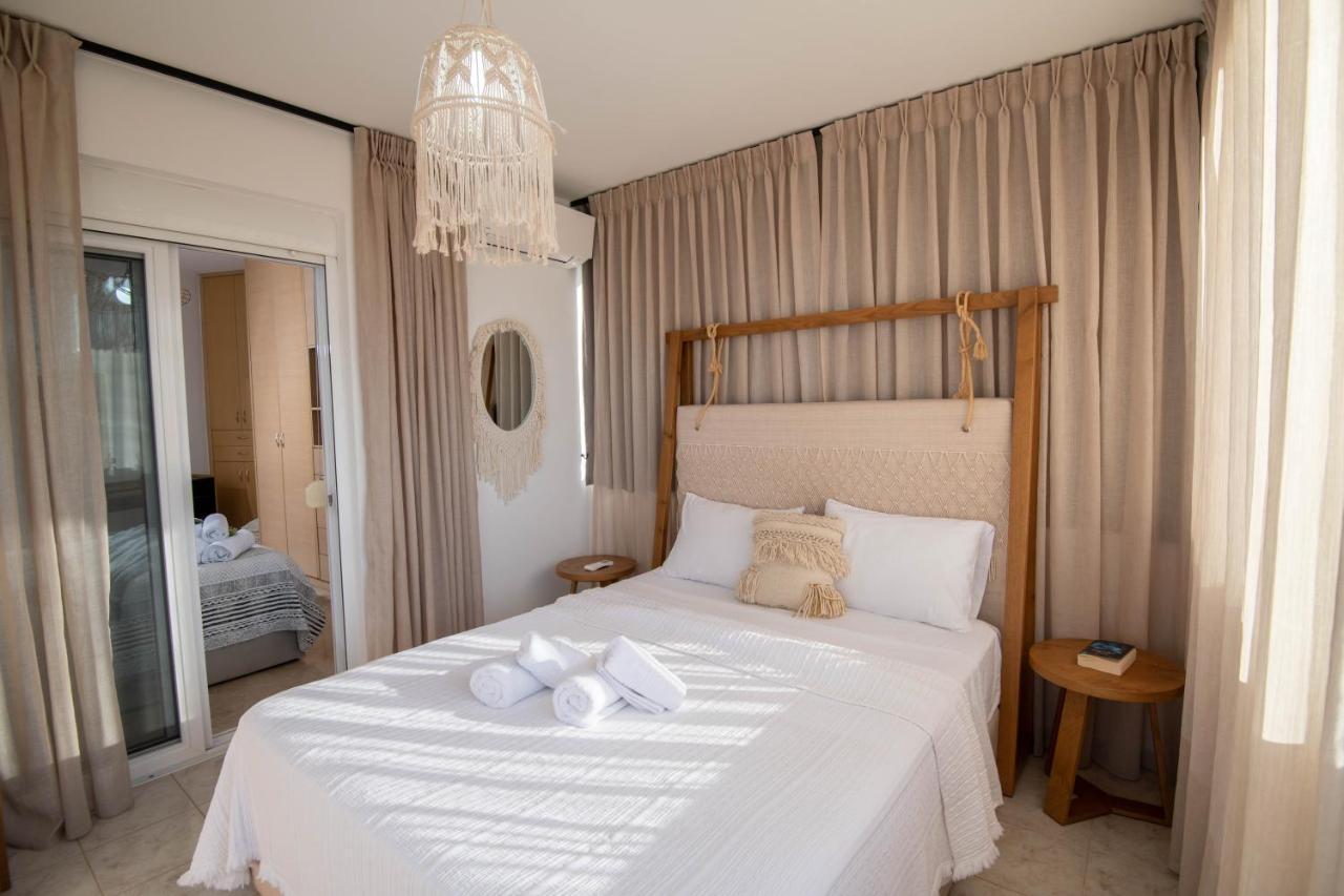 Helen Luxury Holiday House With Sea View 레팀노 외부 사진
